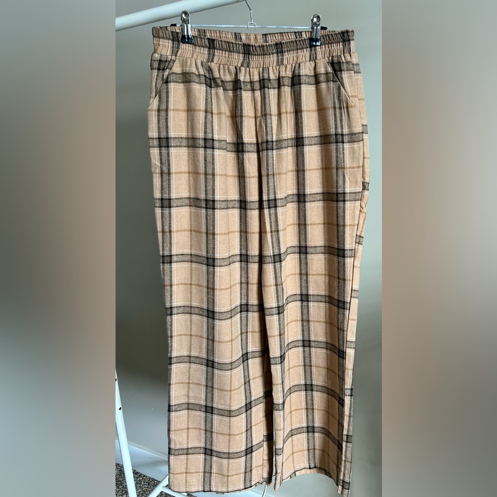 Wide-Legged Plaid Tan Women’s Pants